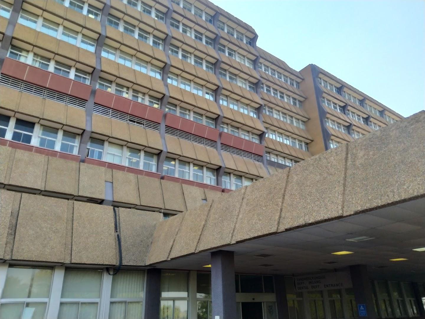 1 Military Hospital