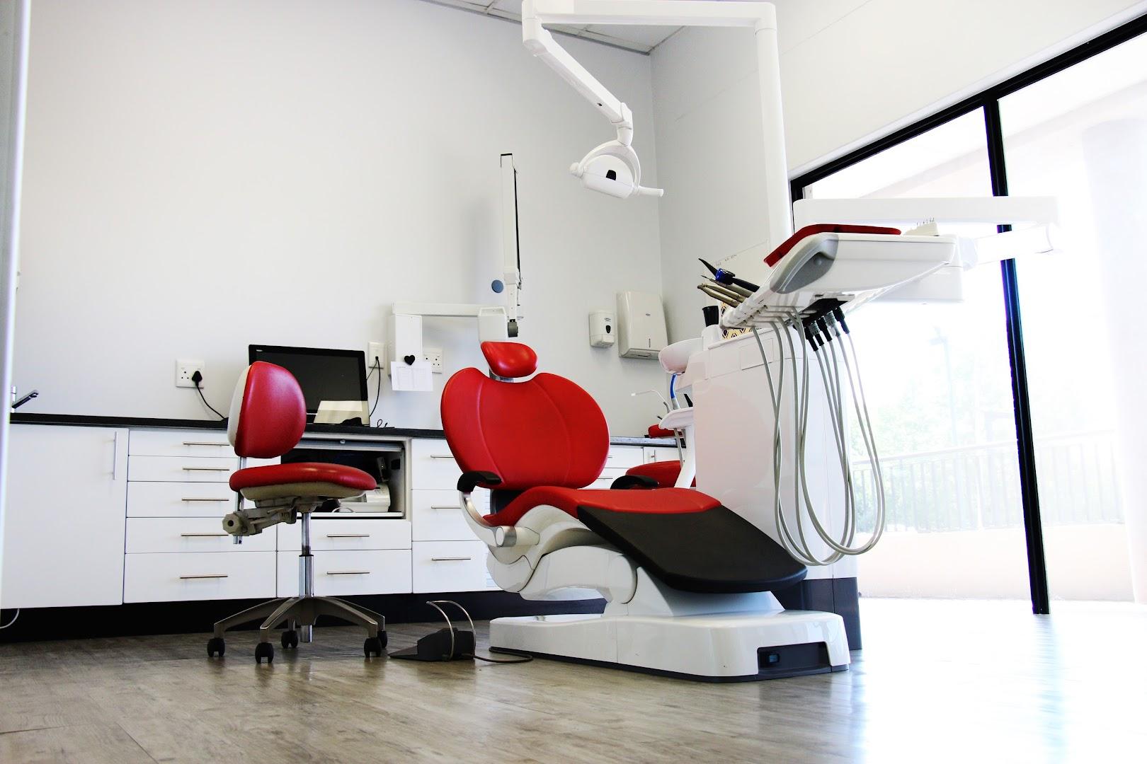 Smileworx Dental - Dentist in Centurion - Dr Amanda Madden