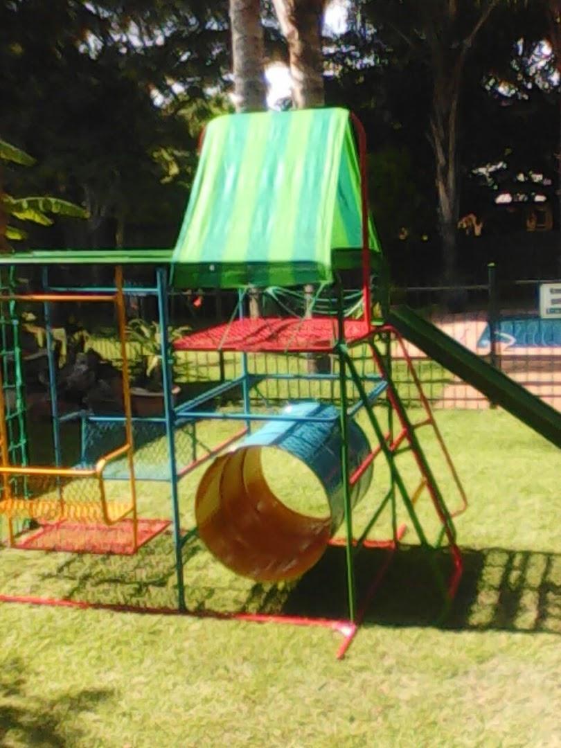 Dimpels en Duimpies Kleuterskool