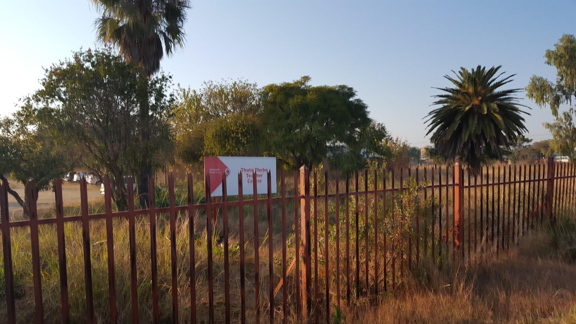Thuto Thebe Primary School (Teacher's Centre)