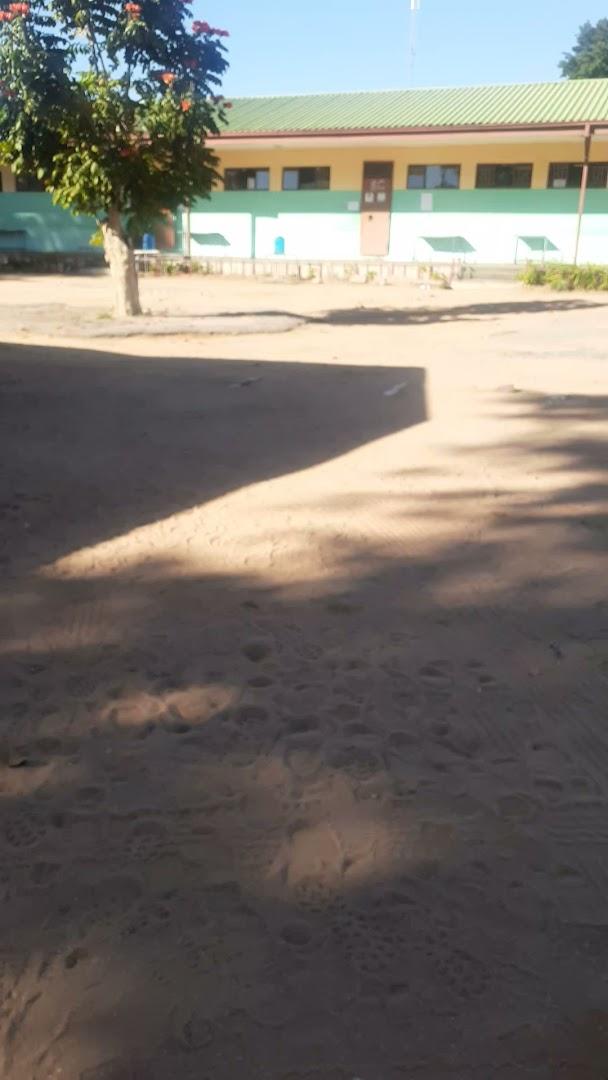 Kgetsi-ya-Tsie Secondary School
