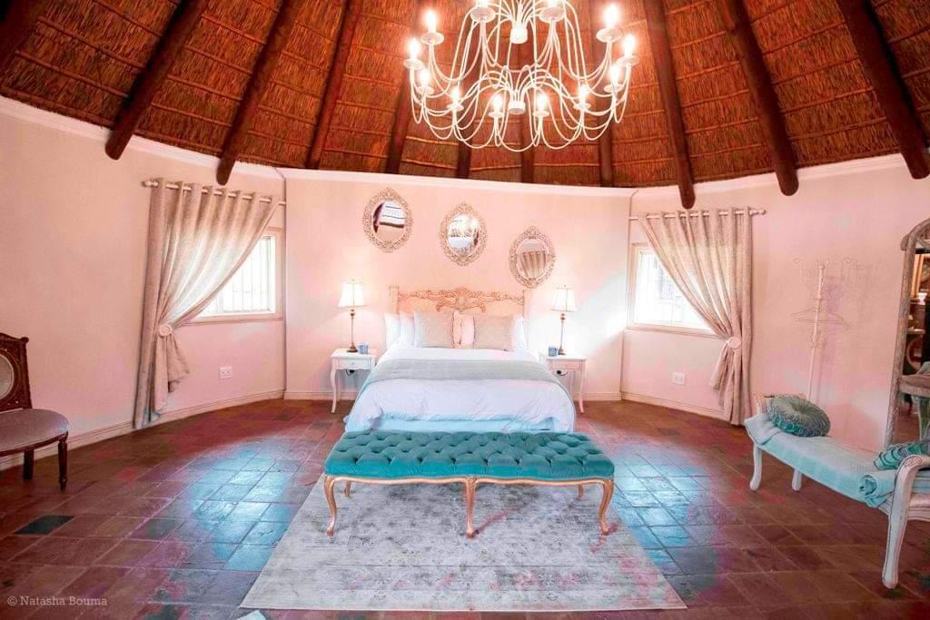 La Perna Guesthouse &amp; Venue