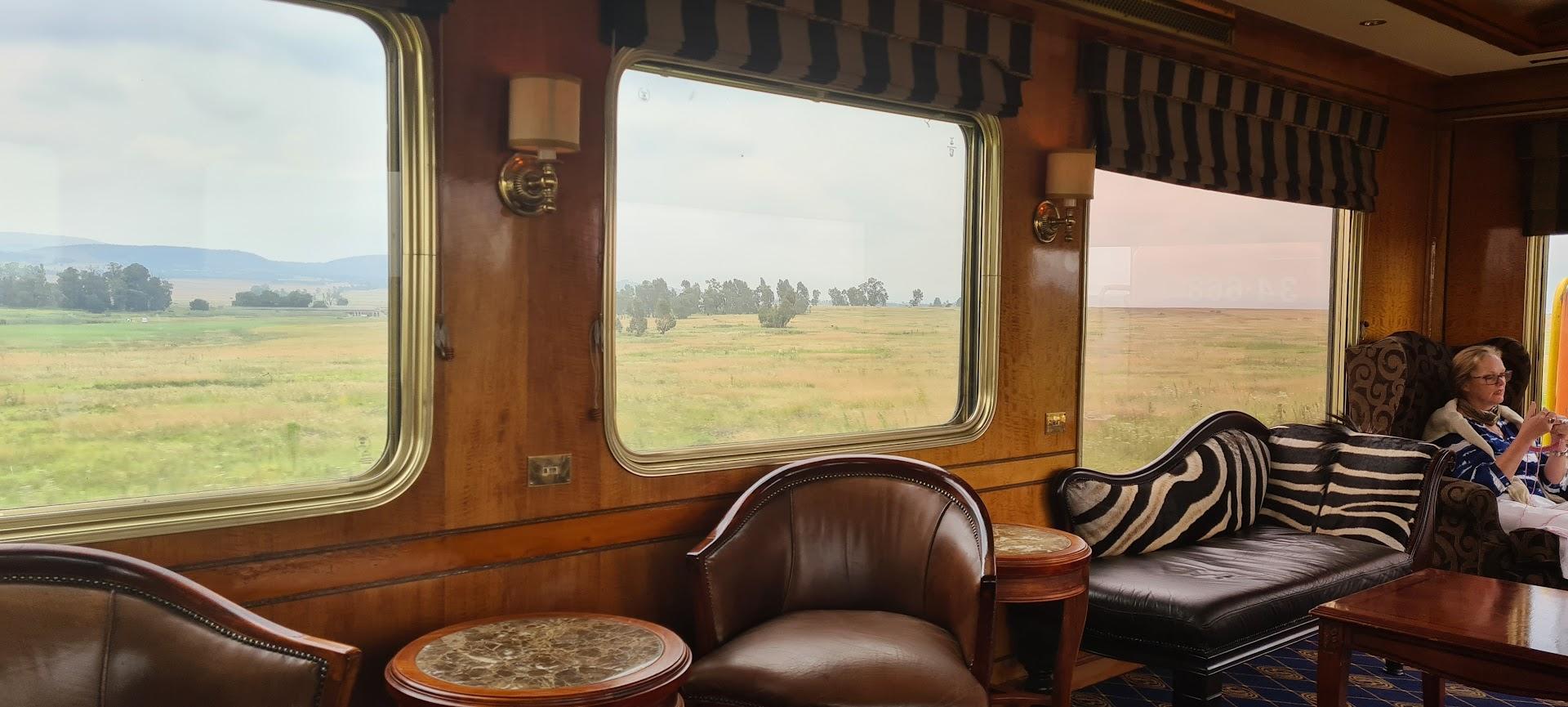 Blue Train Departure and Arrival Lounge