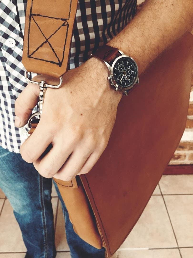 Waulionn Leather