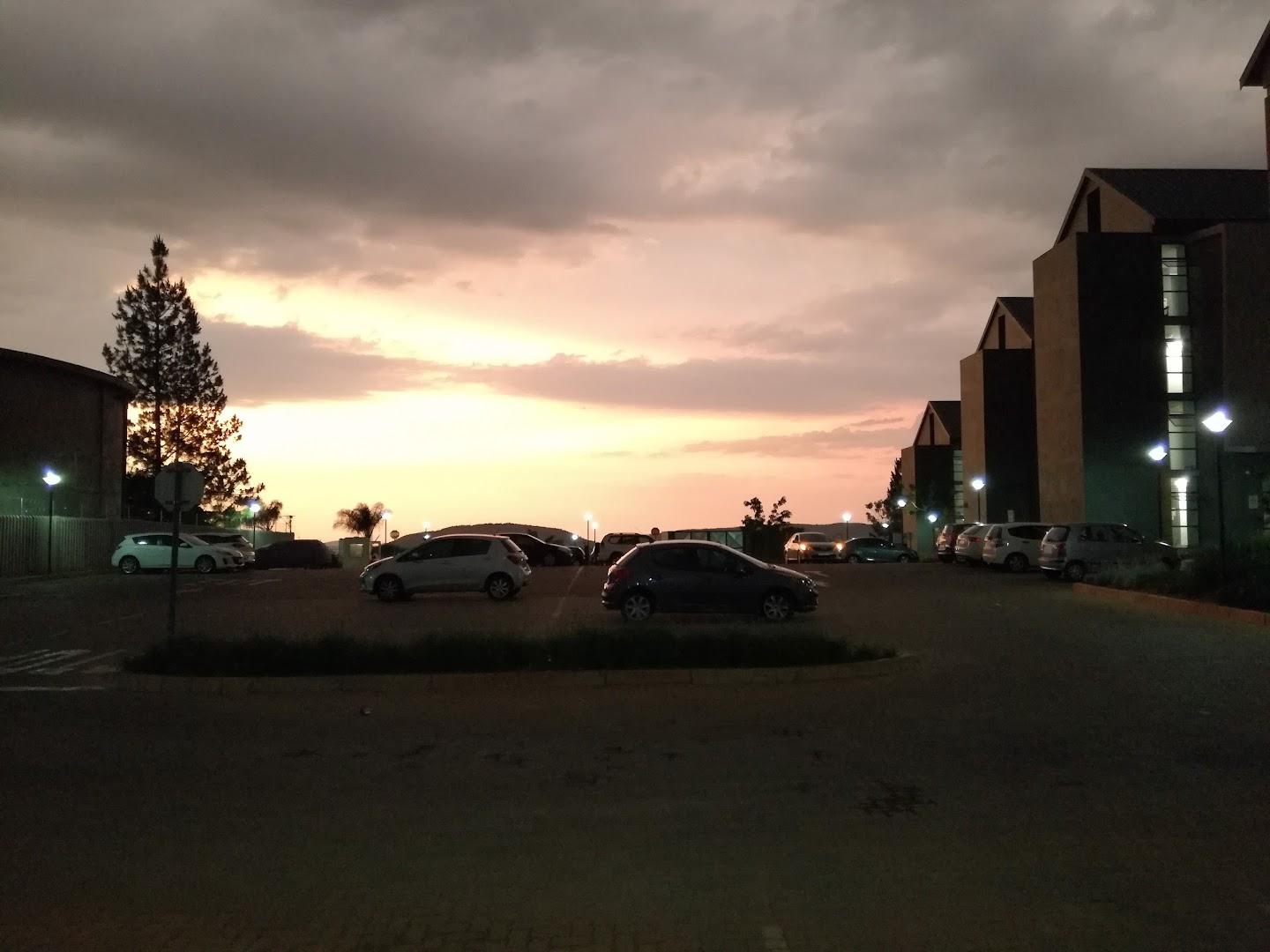 Tuks Bophelong Residence