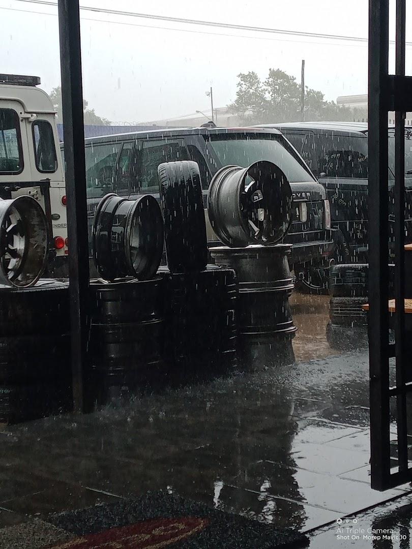 Land rover used spares