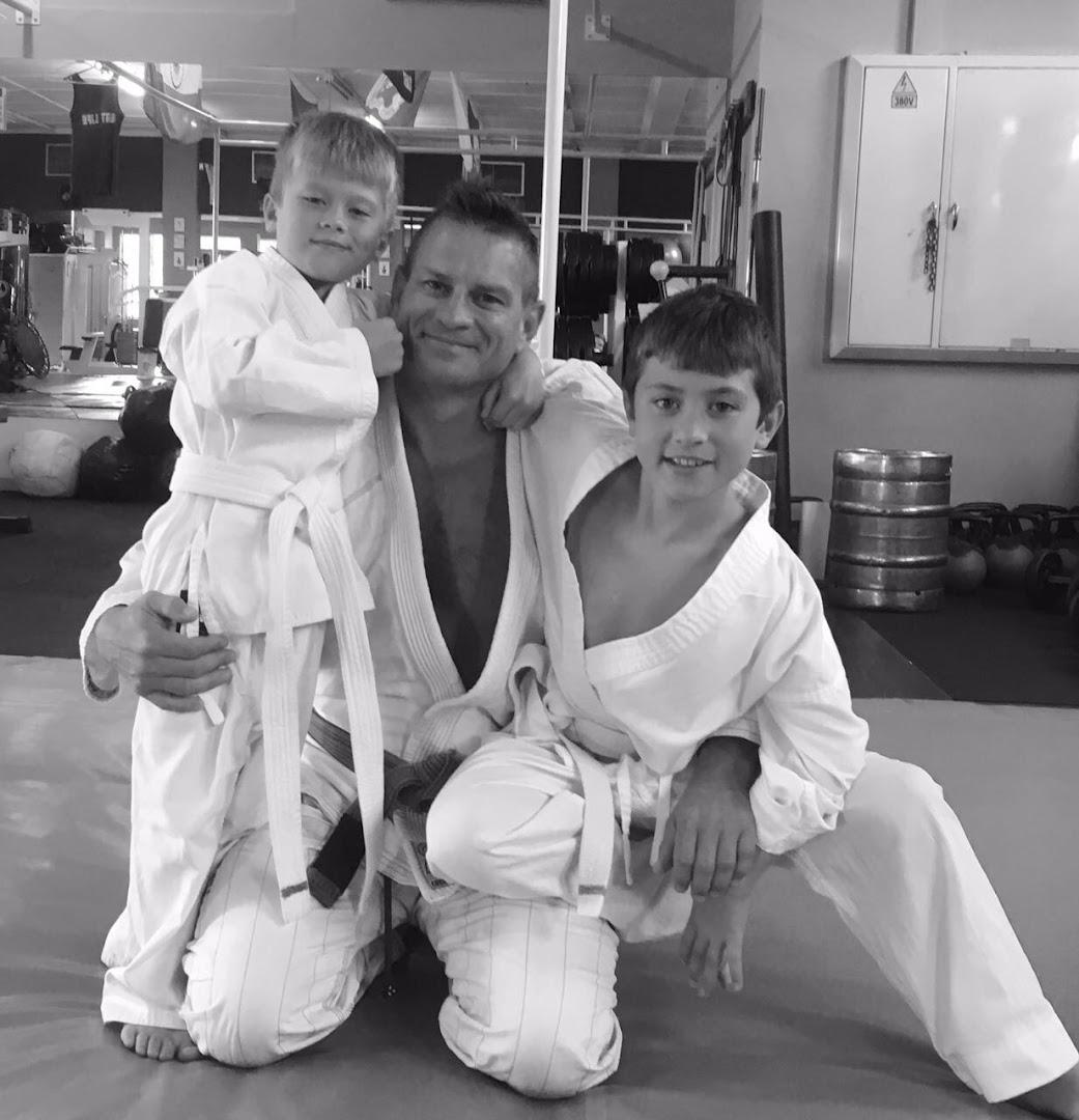 Four Elements MMA / Boxing and jiu jitsu