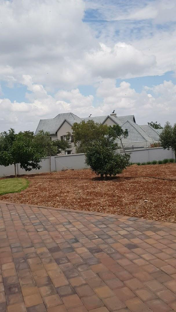 Blue Swallow Estate