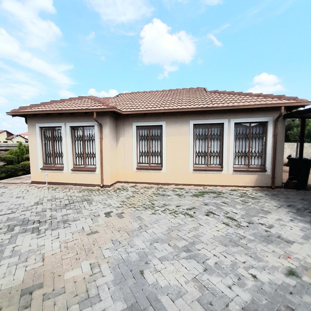 Nkwe Country Estate.