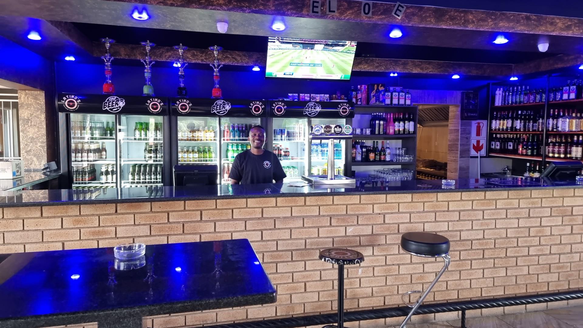 Latino's Pub &amp; Grill