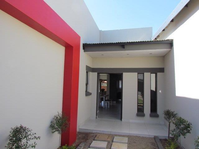 Casa Linda Properties