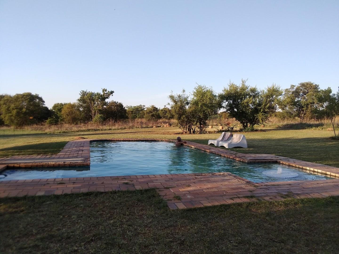 Moretele River Lodge/Campsite