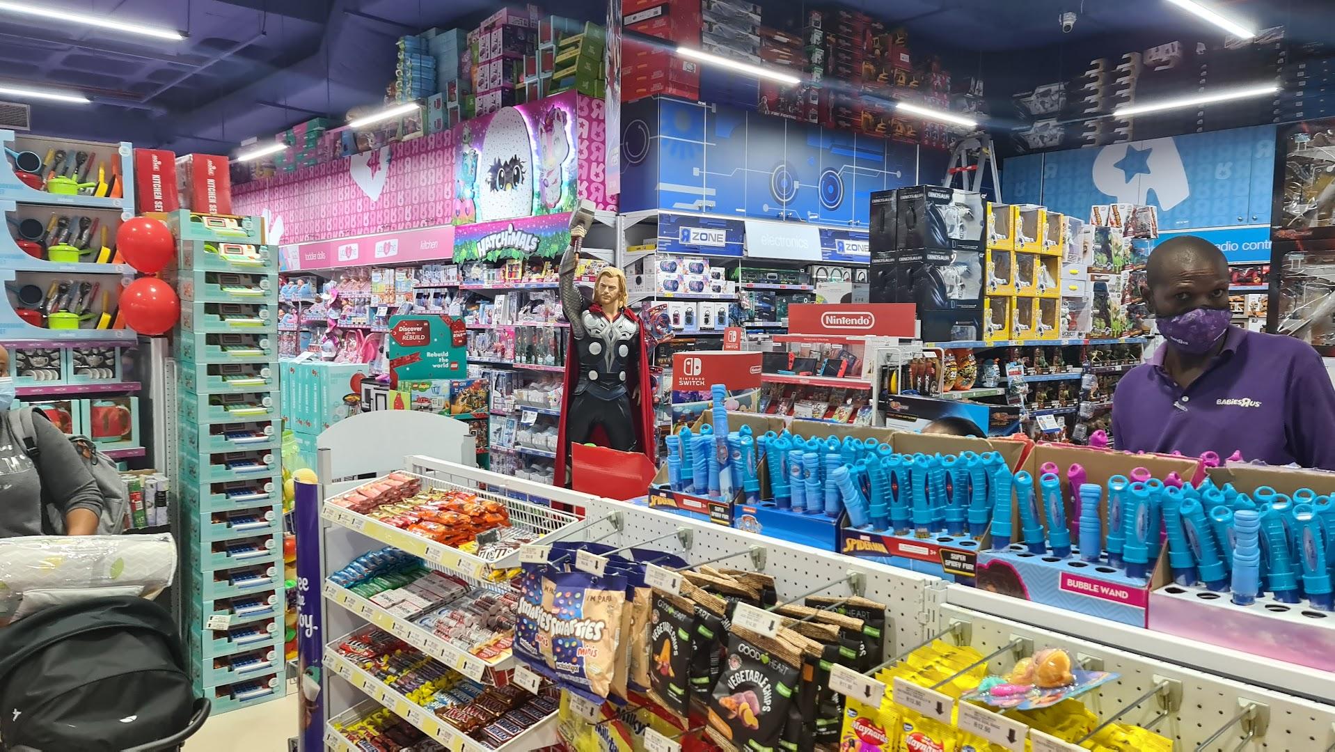 Toys R Us Menlyn Shopping Centre