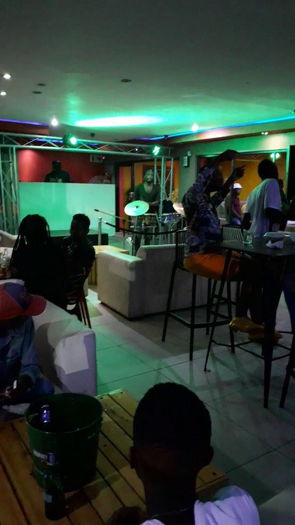Vibe Cafe