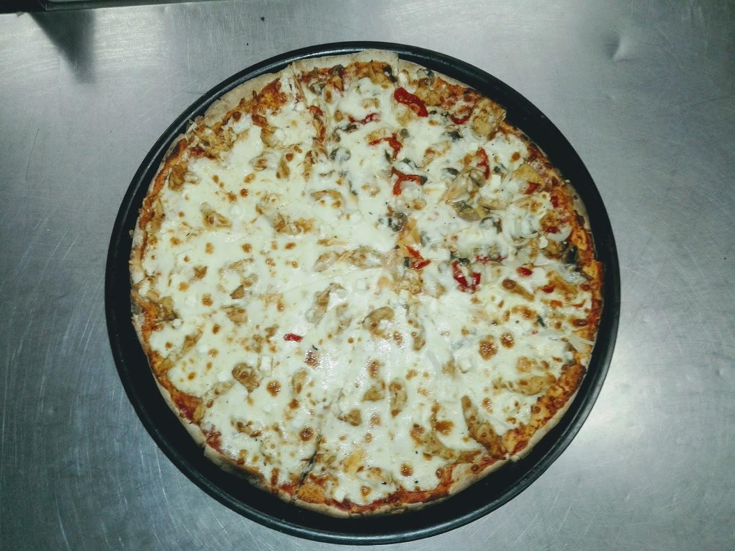 Latino's Pizza &amp; Mini Market