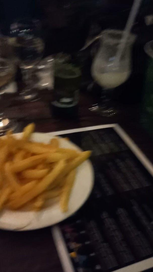 Cool Runnings Pub &amp; Grill