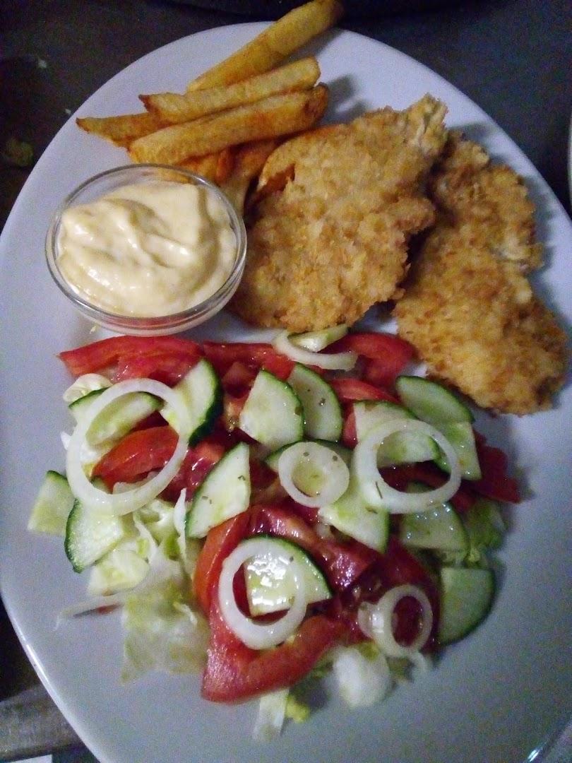 Memory's Pub And Grill