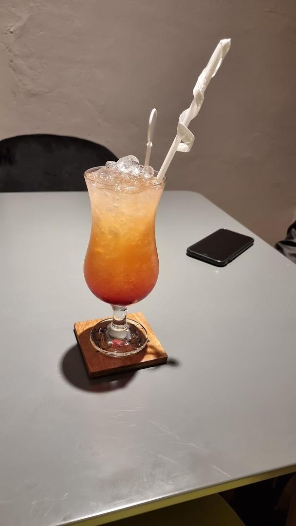 BE Lounge