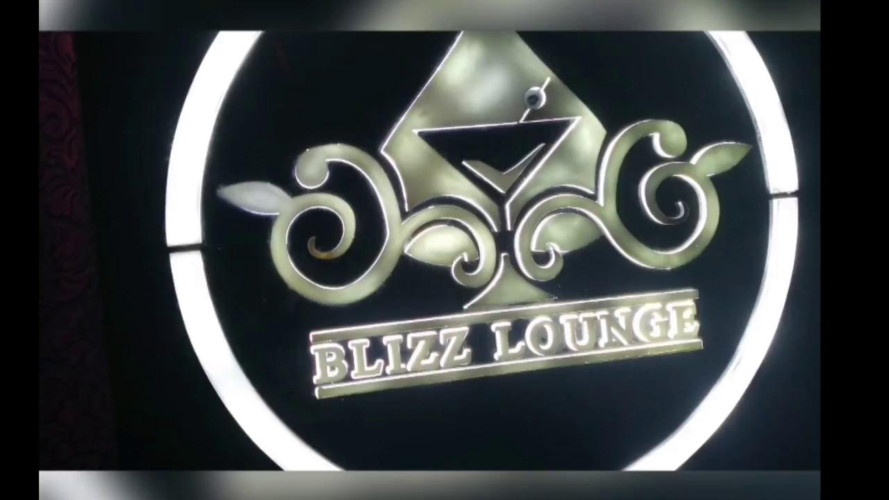 De Blizz Lounge
