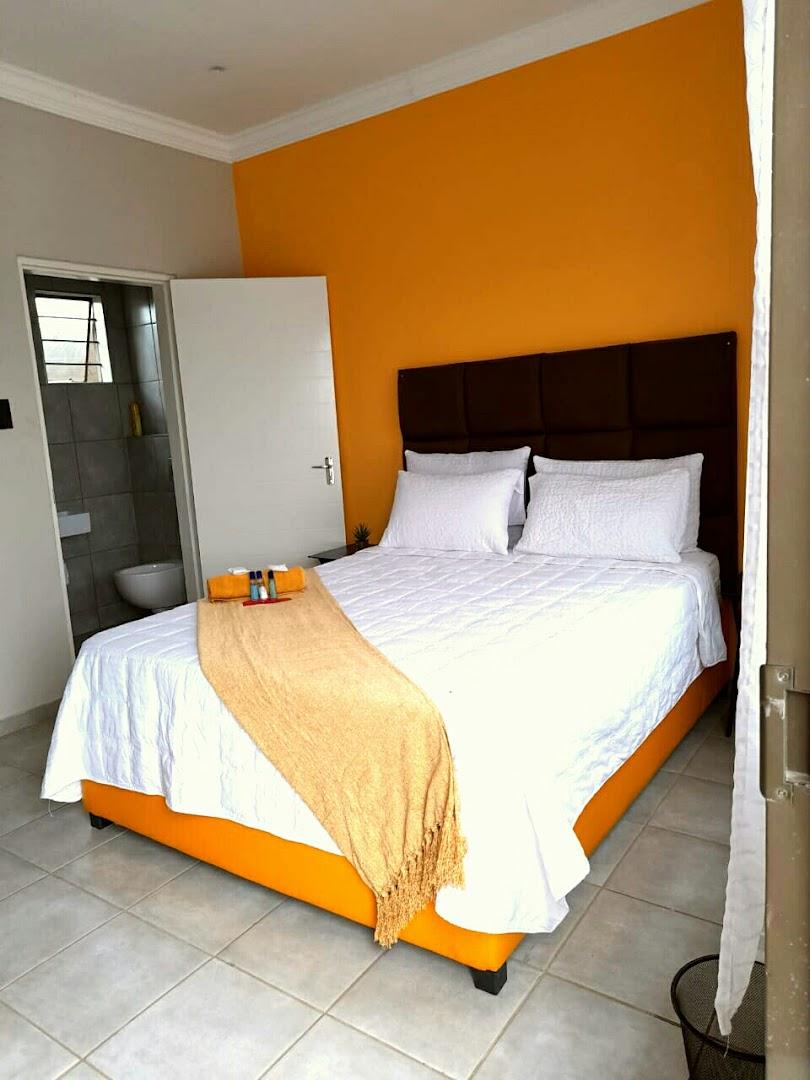 NHLAMOLO GUEST HOUSE