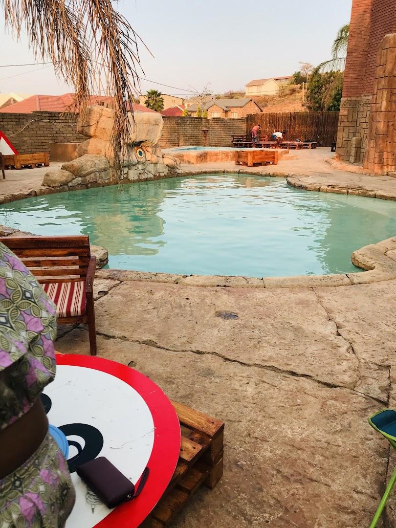 Pendolina Guest House