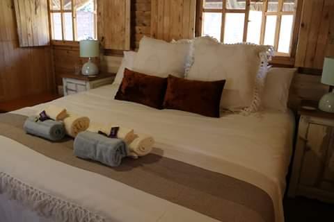 Sticks &amp; Stones Guest Cottage