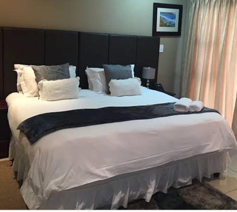 Moreleta Lodge Accommodation