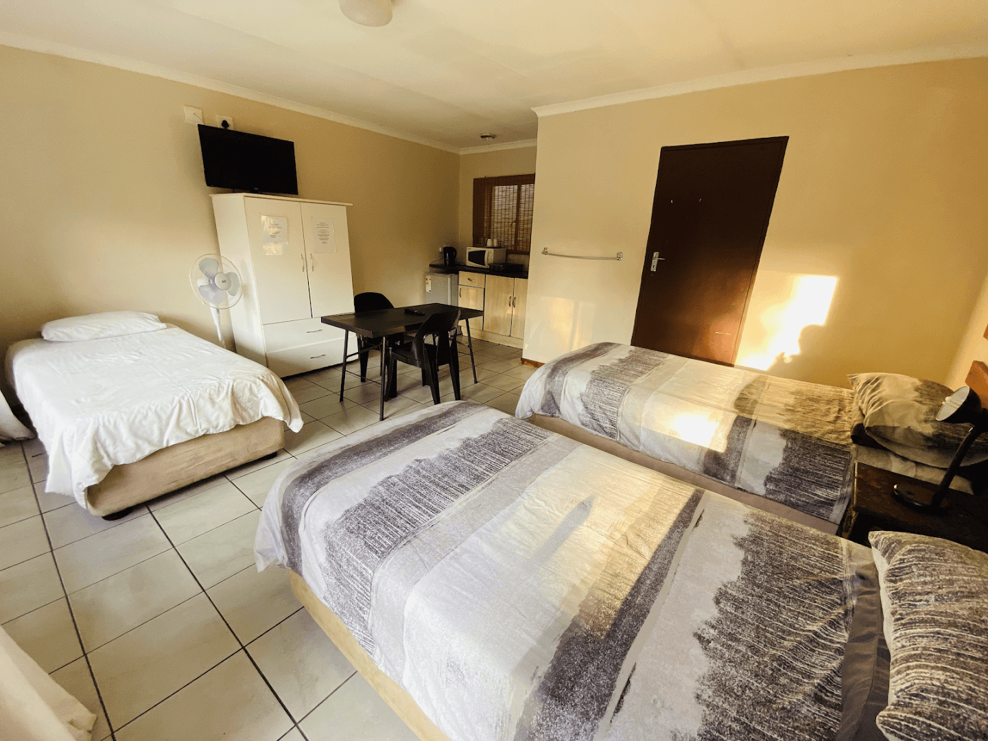 440 Flowers Street Guest House