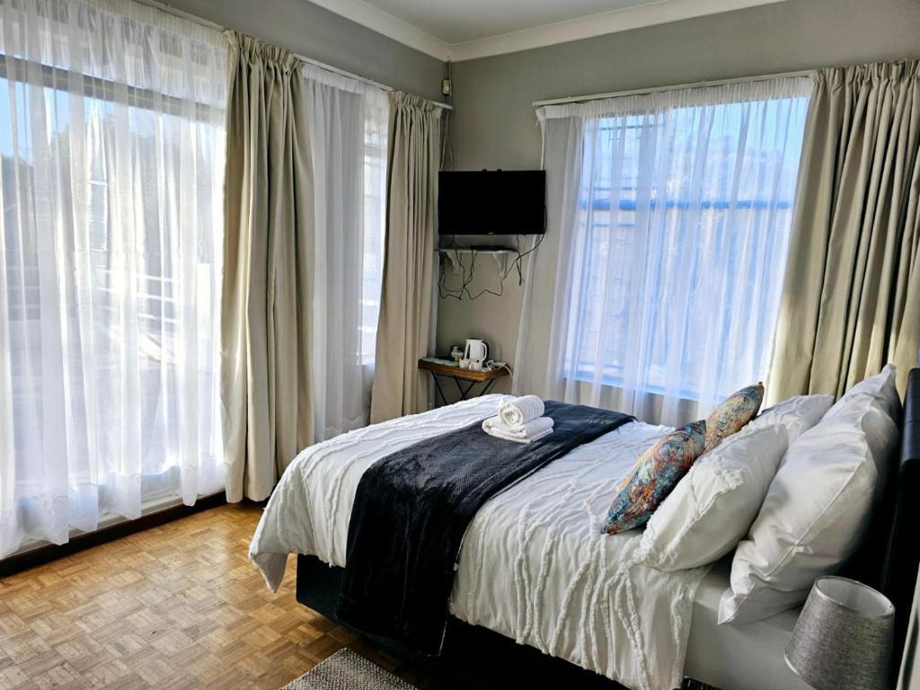 Green Grove Villa