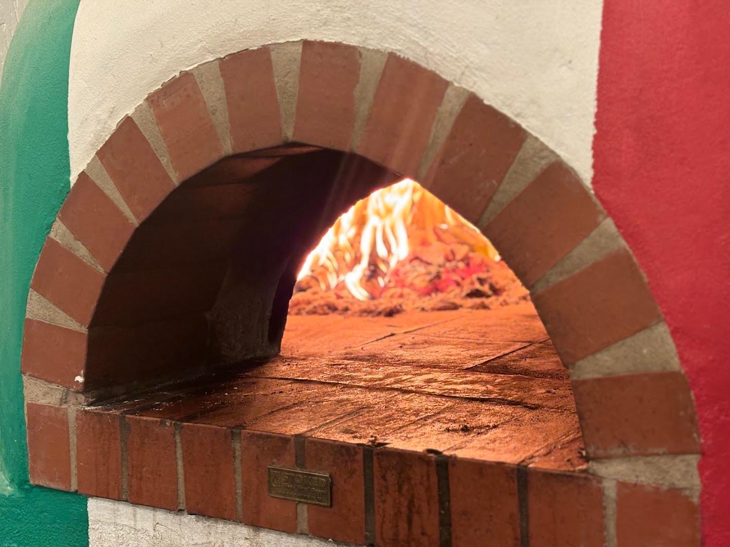 La Familia Italian Restaurant