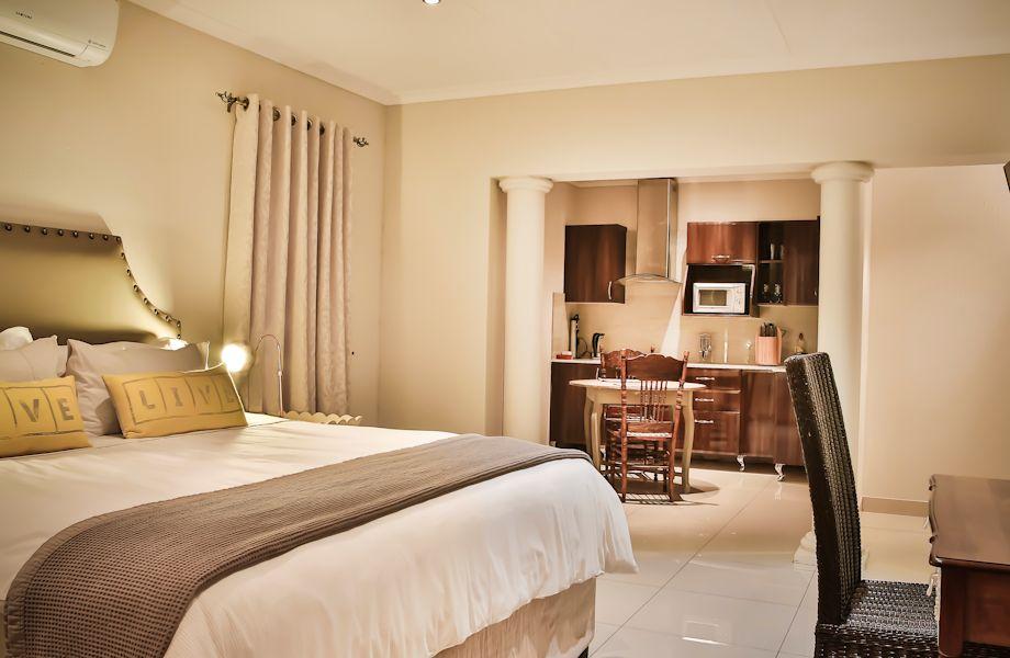 Accommodation @ Van’s