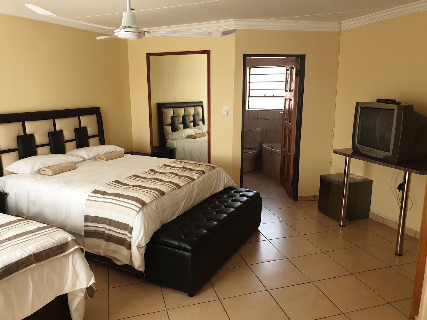 MIHSA HOUSE &amp; Mahlale Guest House