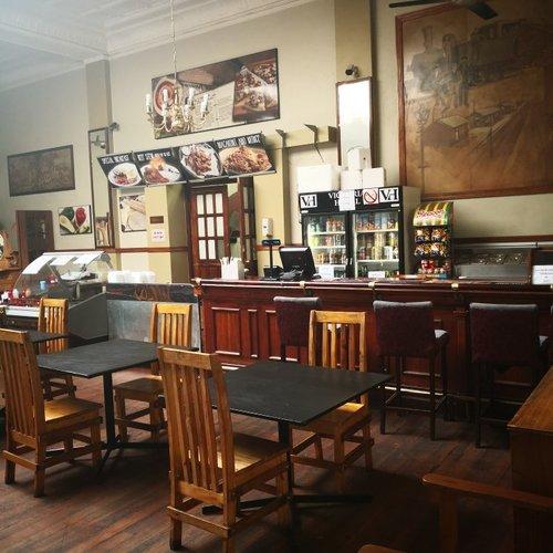 Victoria Hotel