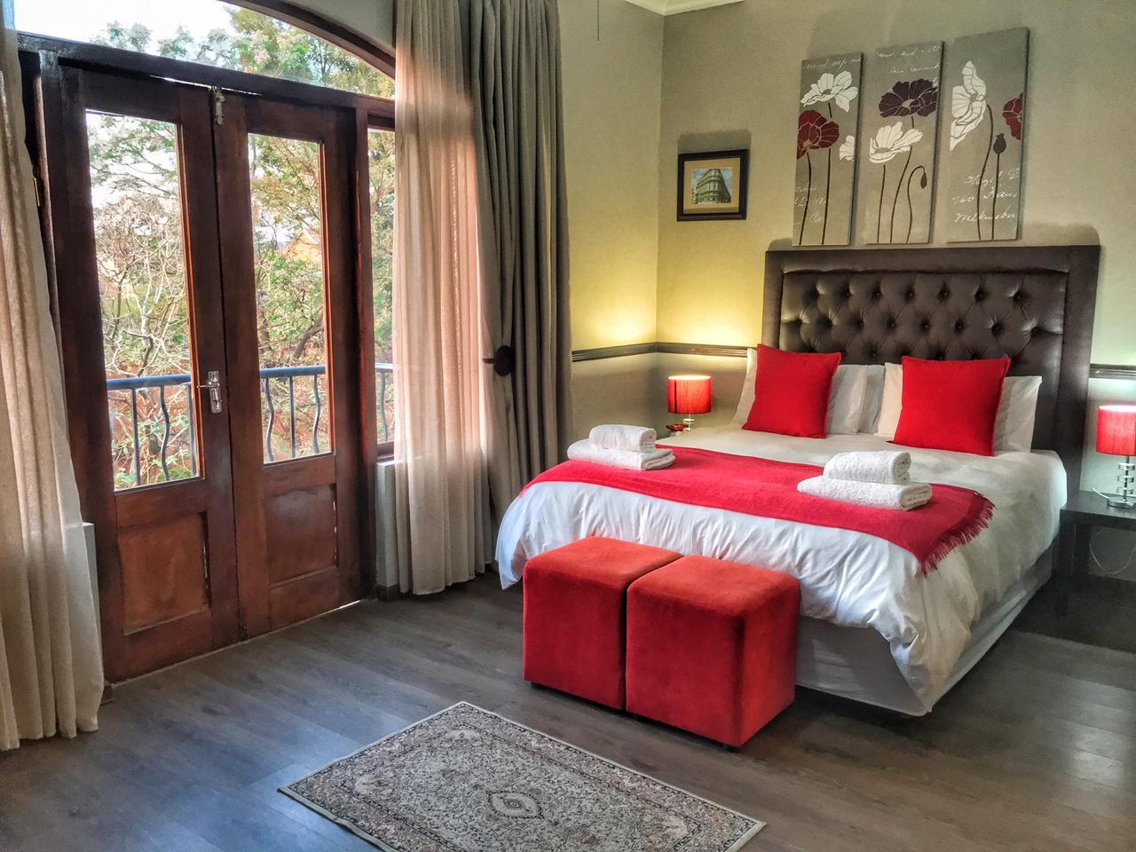 Olympus Manor Hotel