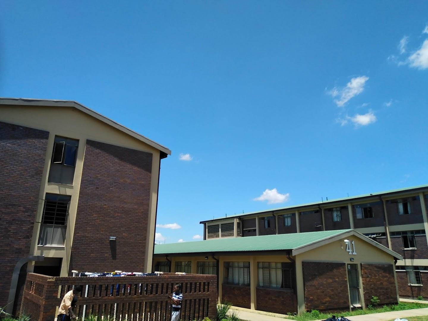 TCE1 RESIDENCE