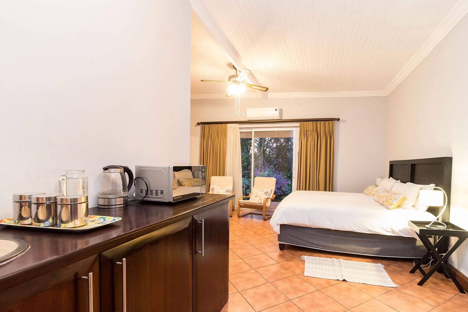 Loerie's Nest Guest house