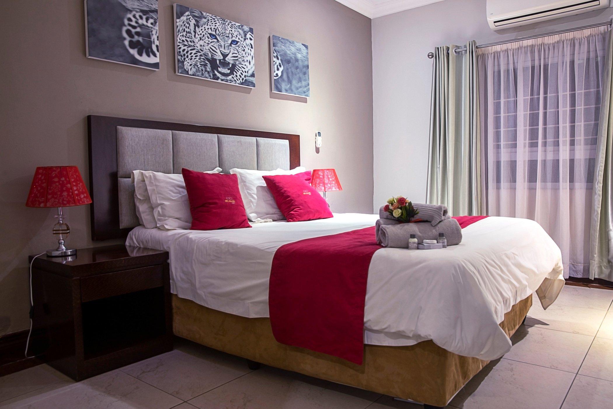 The Pillows Suites