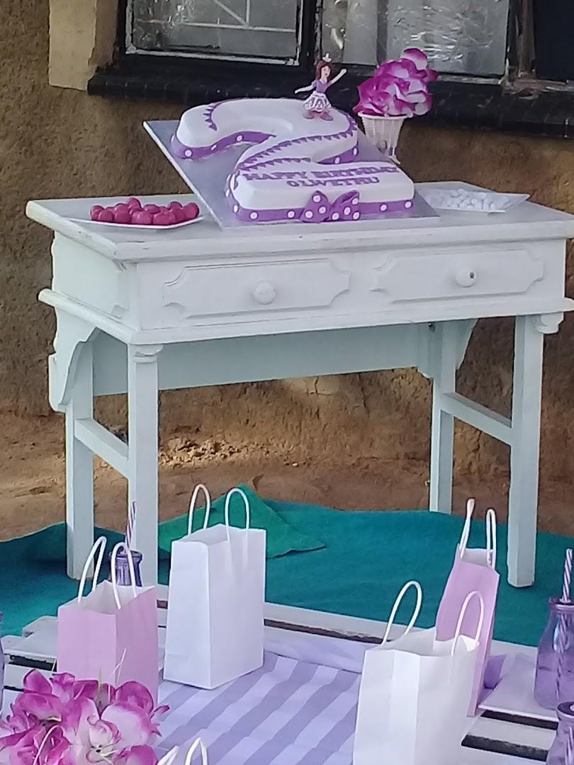 Nomsa Tuck Shop &amp;bakery