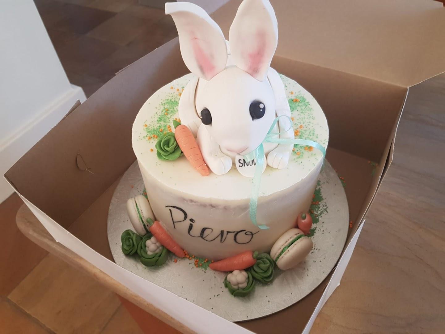 Custom Made Cakes on Order