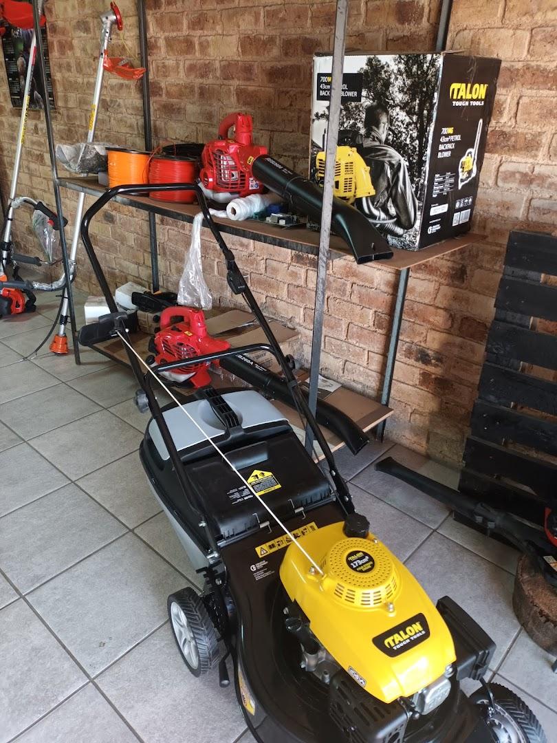 Credence lawnmower