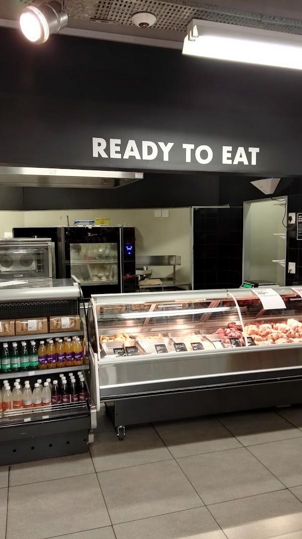 Woolworths Mall@Reds