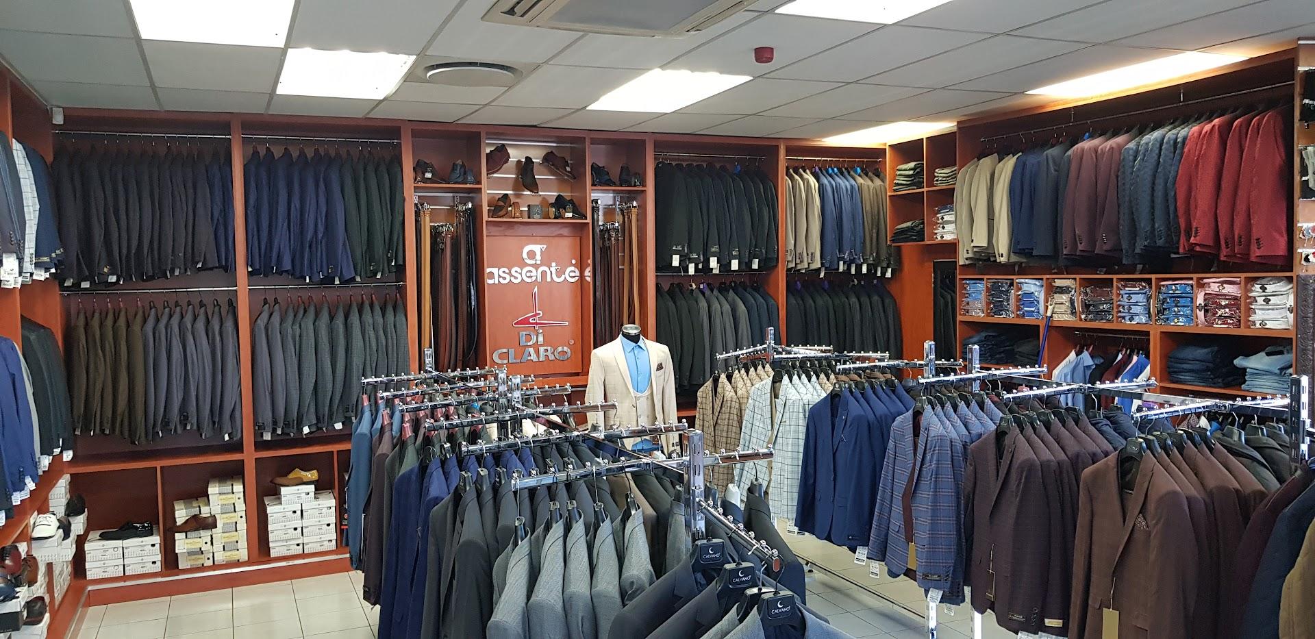 Lira suits