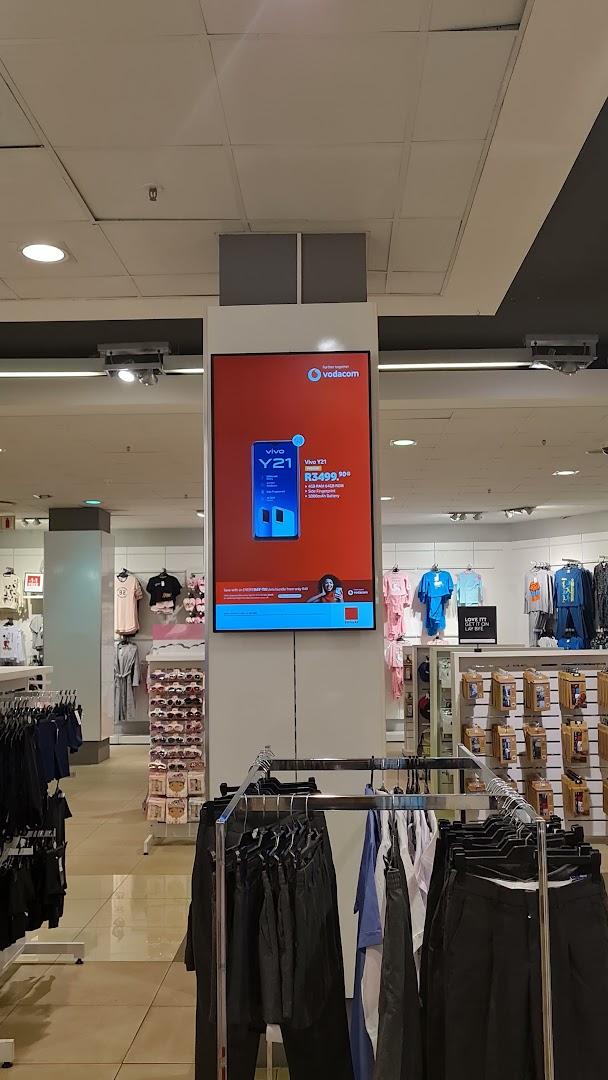 Edgars Brooklyn Mall