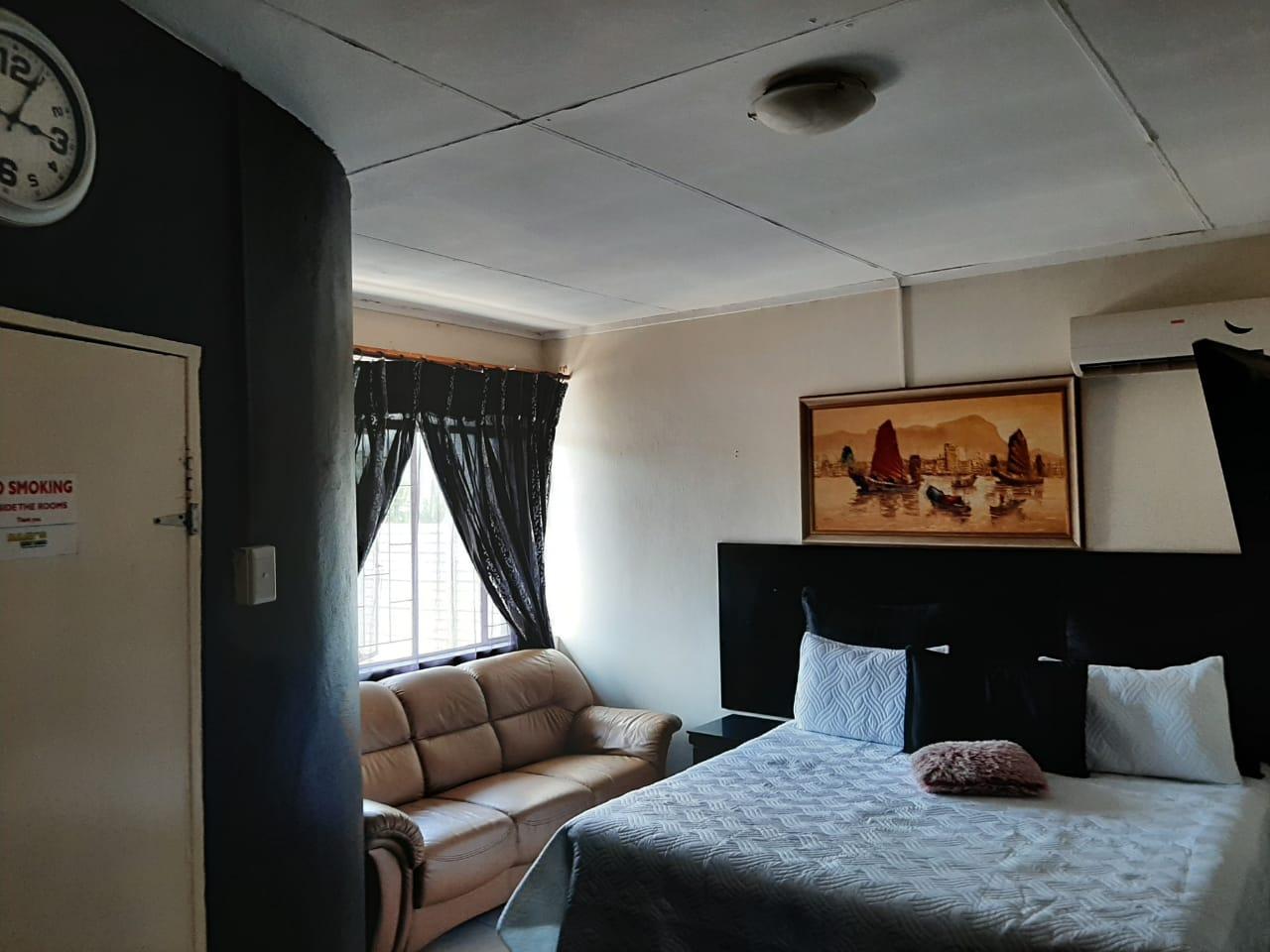 RAAYS GUEST HOUSE