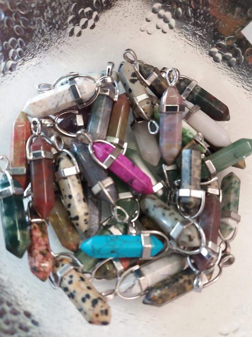 HEART OF STONE gemstones and jewelry