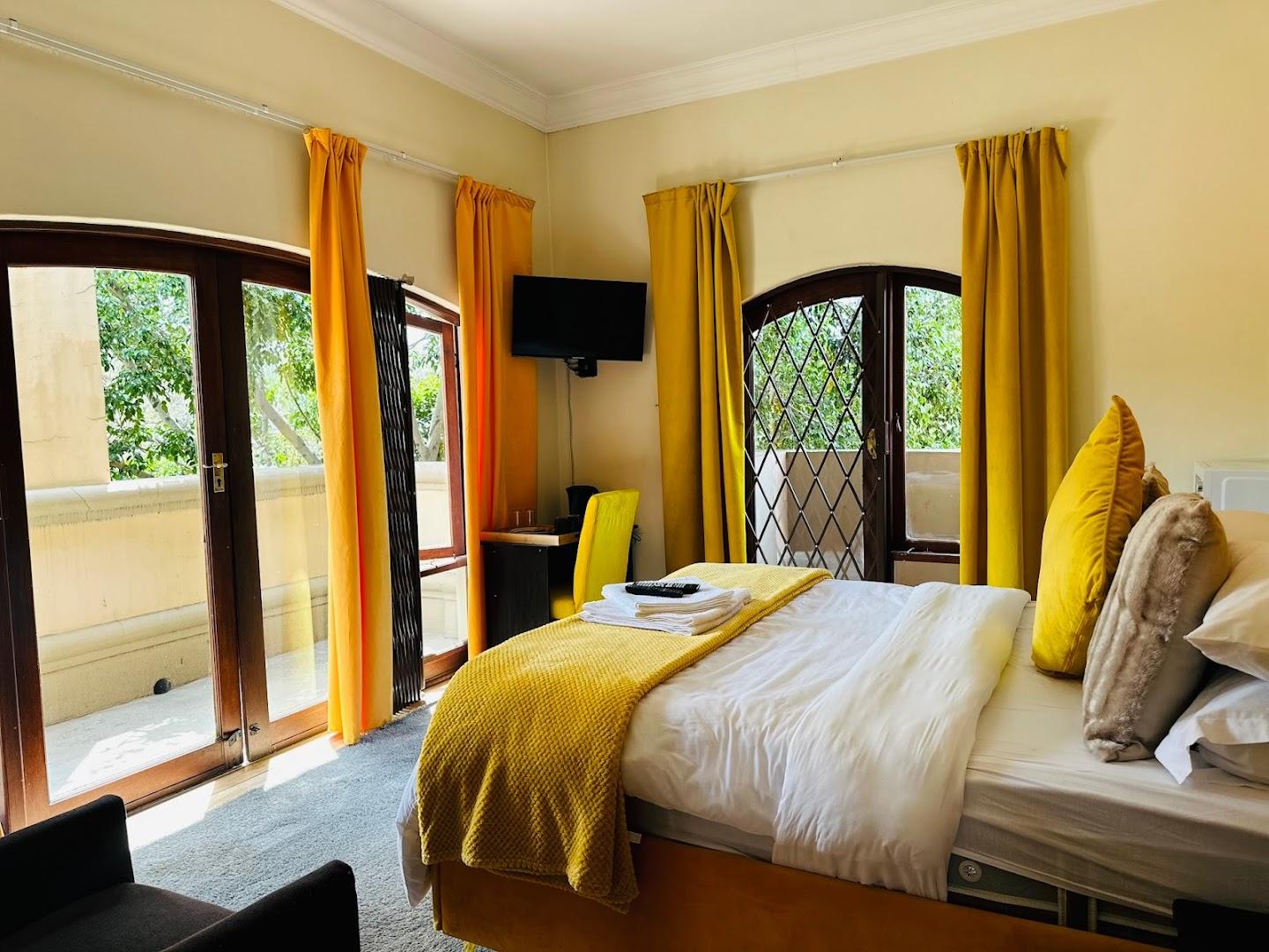 CROWN GUESTHOUSE WATERKLOOF