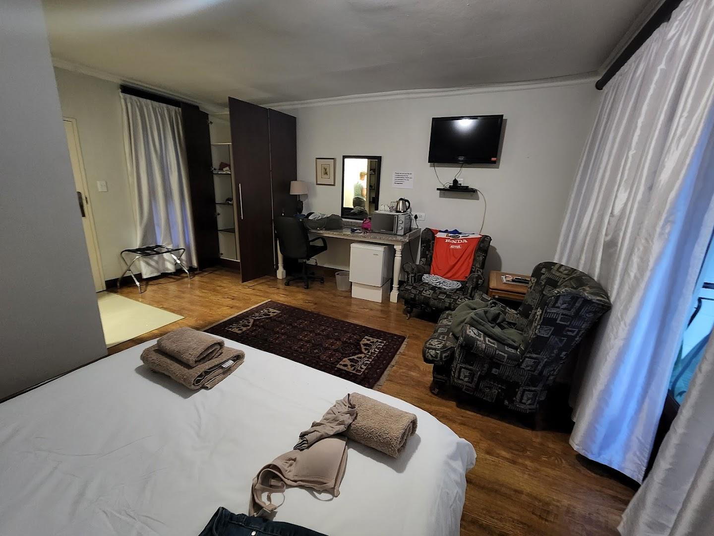Delectus Manor Guesthouse, Afrifrans Coffee Shop