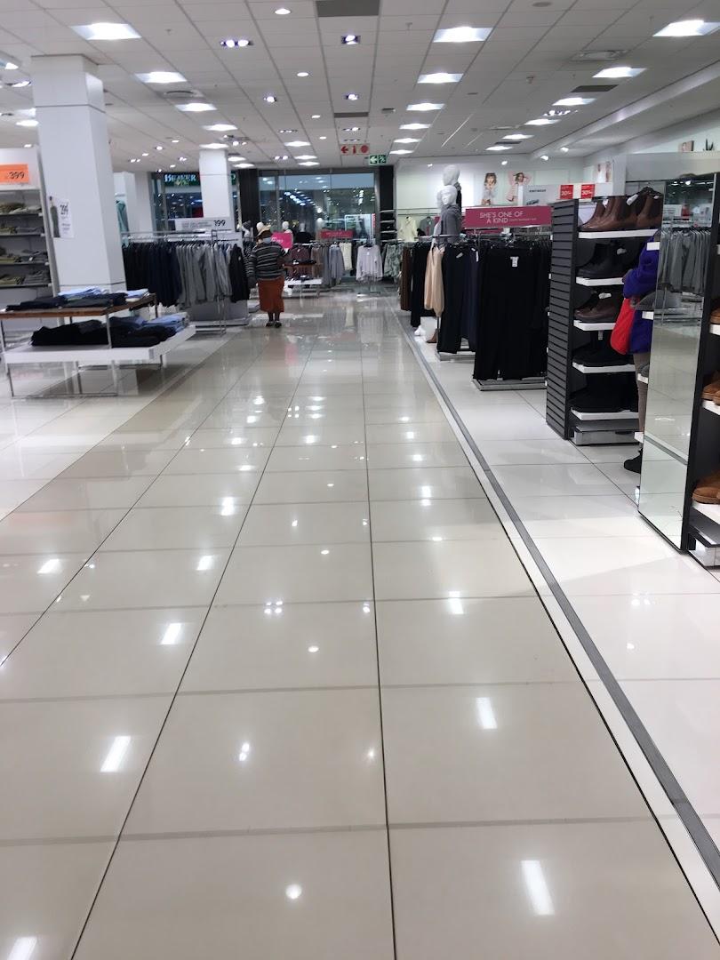 Woolworths Soshanguve Crossing Mall