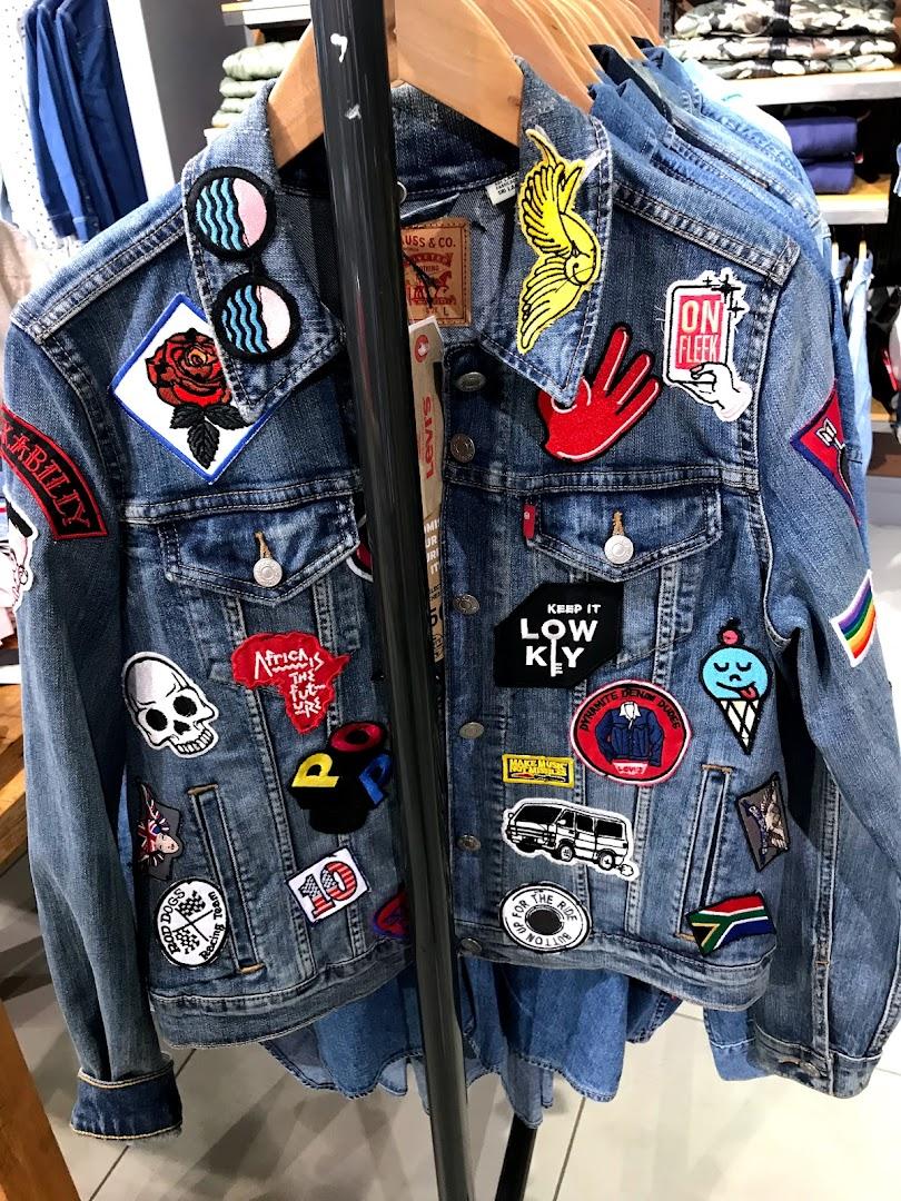 Levi's