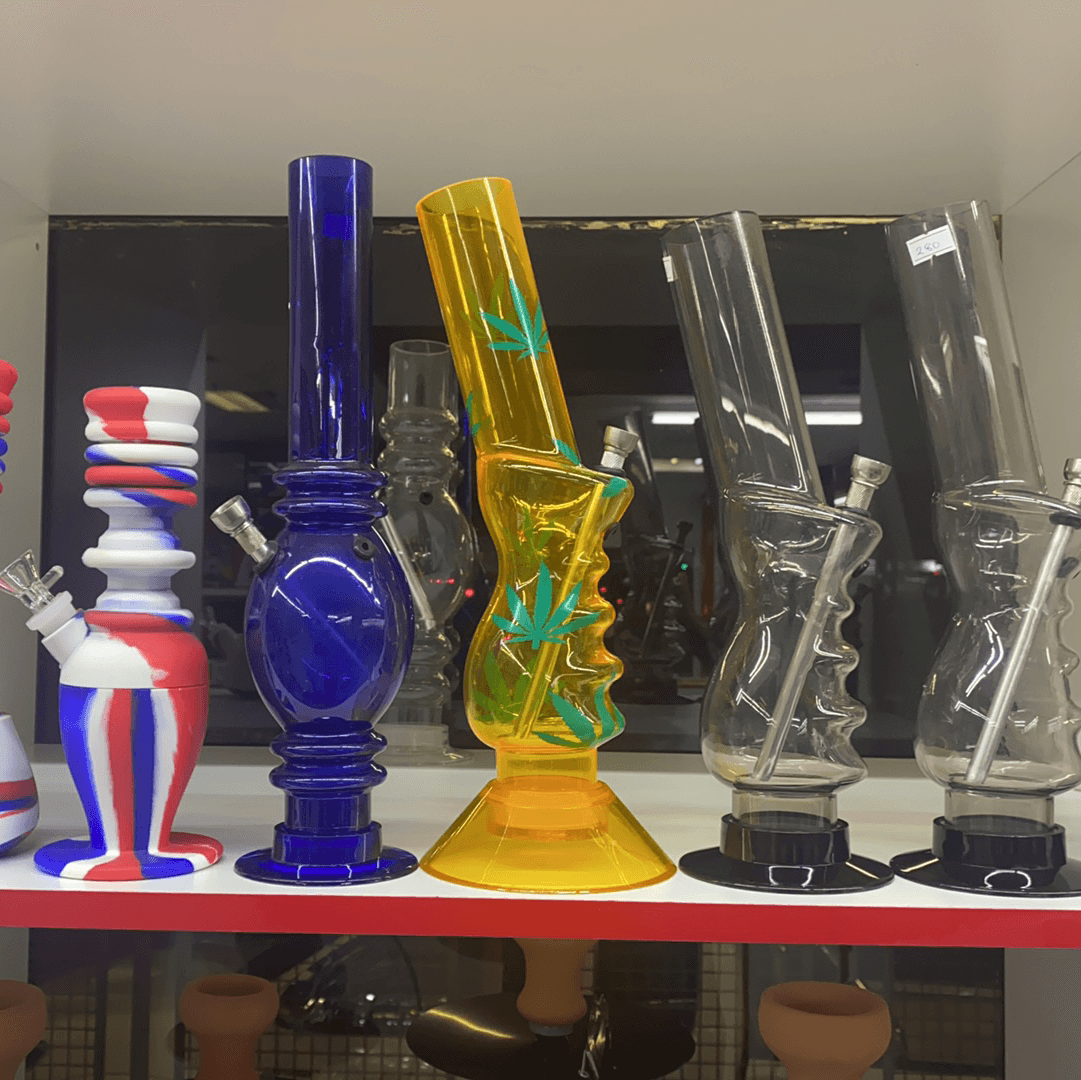Cell and Vape Shop